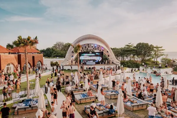 Index (16) | Café del Mar Bali